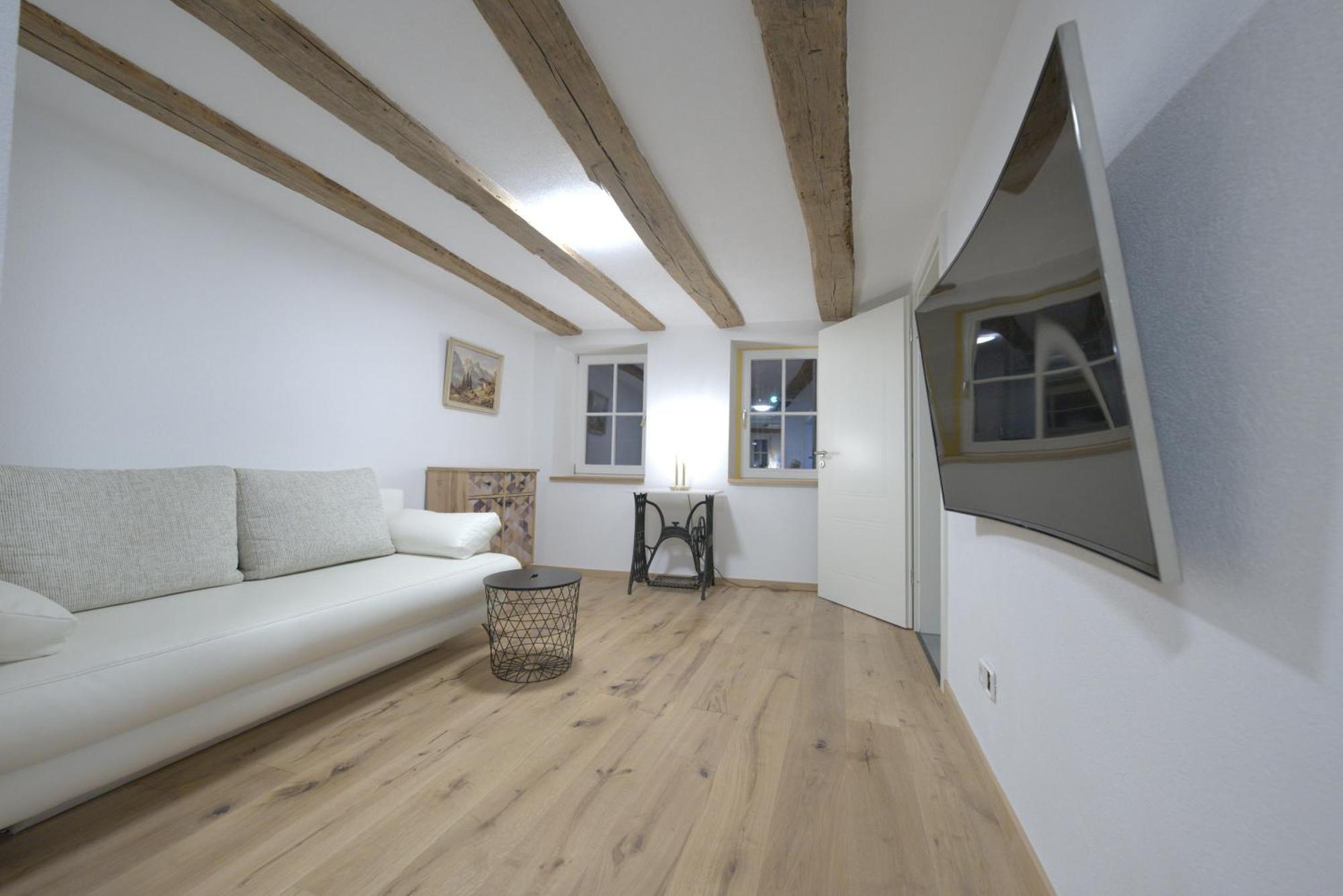 Moderner Altstadt-Diamant Buchen  Exterior foto